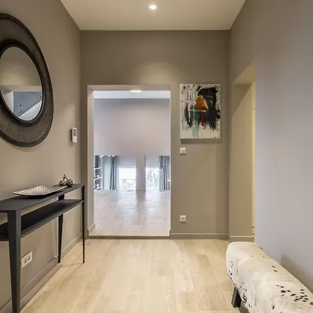 Holiday home In Mit Tollem Pool Und Meerblick Mimice